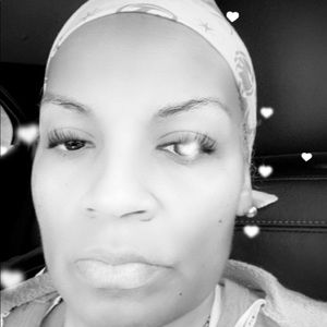 Meet your Posher, Gloria